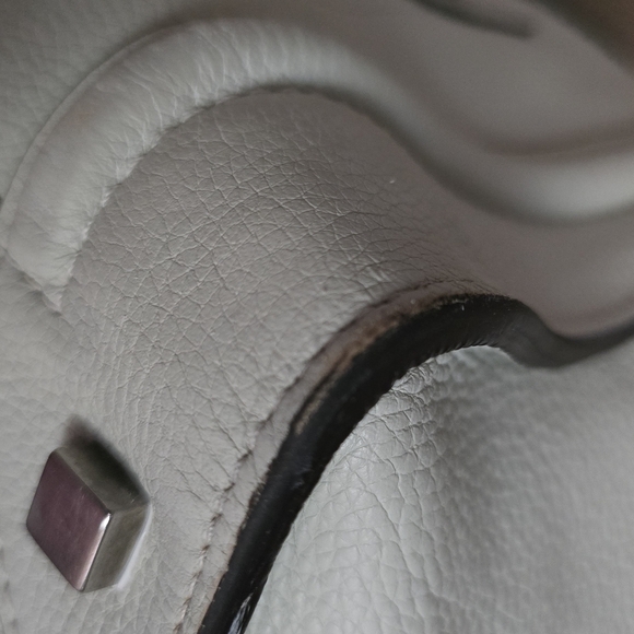 🐢 Céline White Drummed Calfskin Luggage Mini - Picture 12 of 17